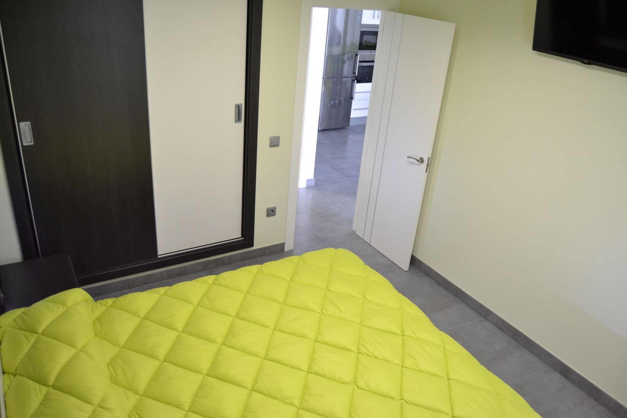 Apartamentos Turisticos Clavero Almagro Exterior photo